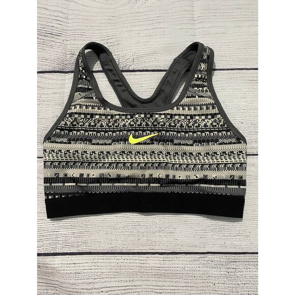 Nike Sports Bra size small - Picture 1 of 2